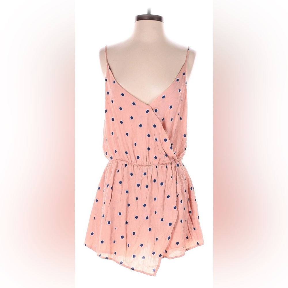 Altar'd State Polka Dot
Dusty Rose/Navy Romper
